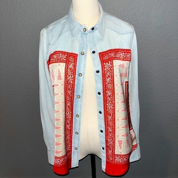 Lucky Brand Chambray & Bandana Scarf Print Snap Front Long Sleeve Blouse -EUC -S - Picture 8 of 9